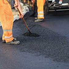 Reliable Warsaw, IN Driveway Paving  Solutions